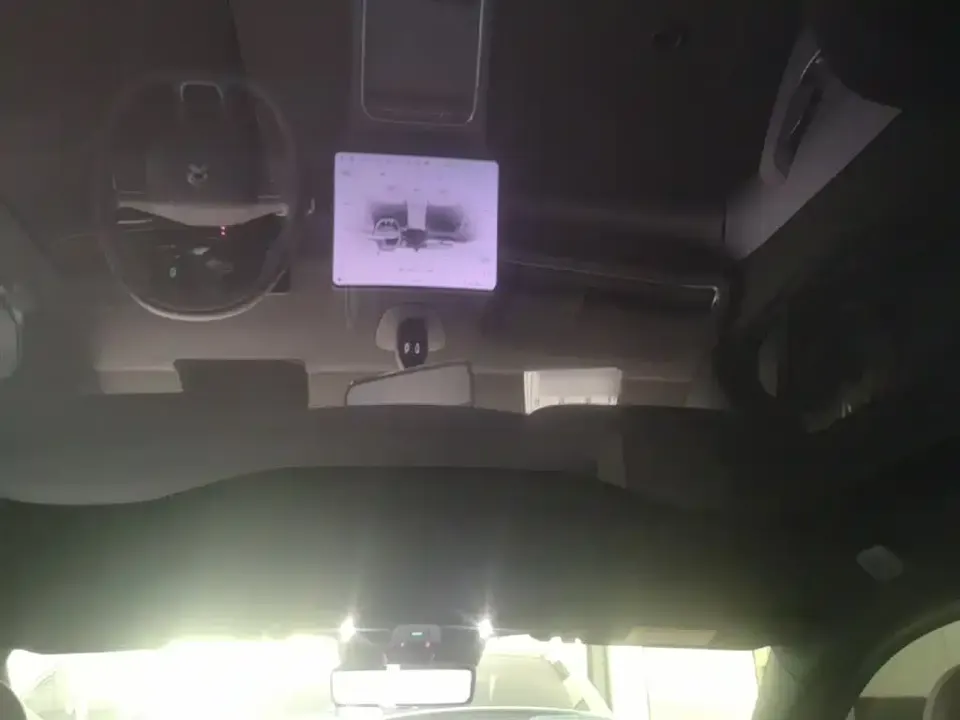 Nio EC6