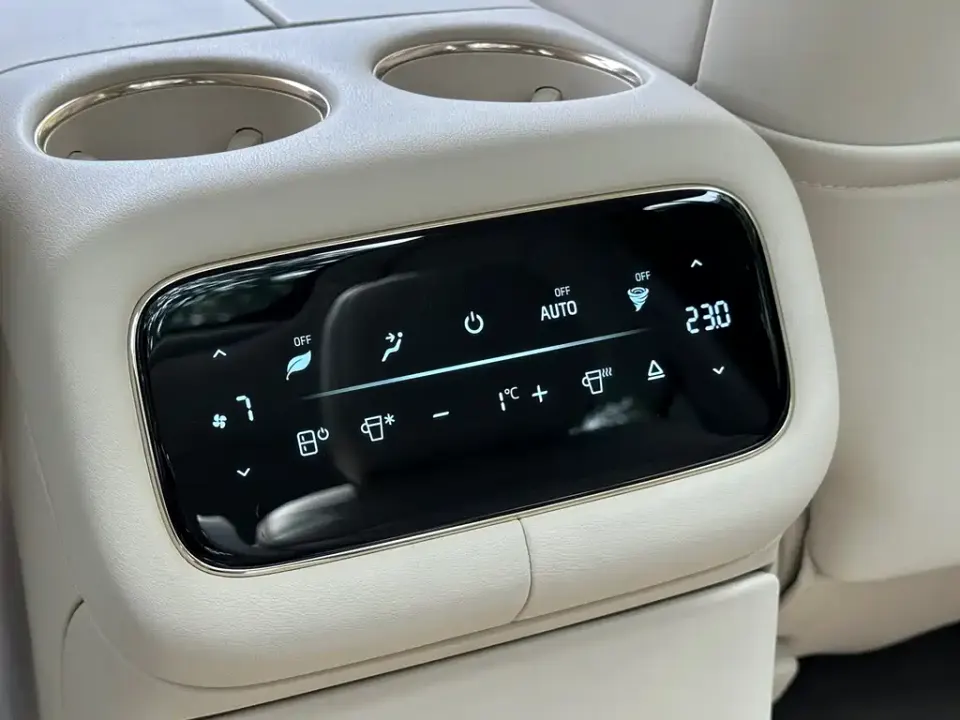 IM Motors IM LS9