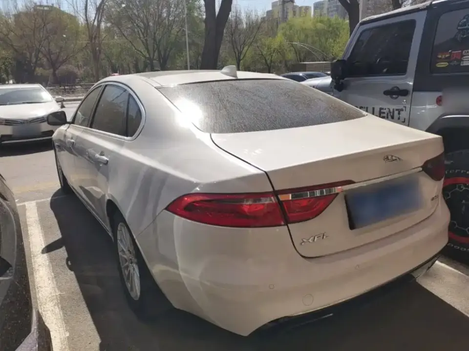 Jaguar XFL