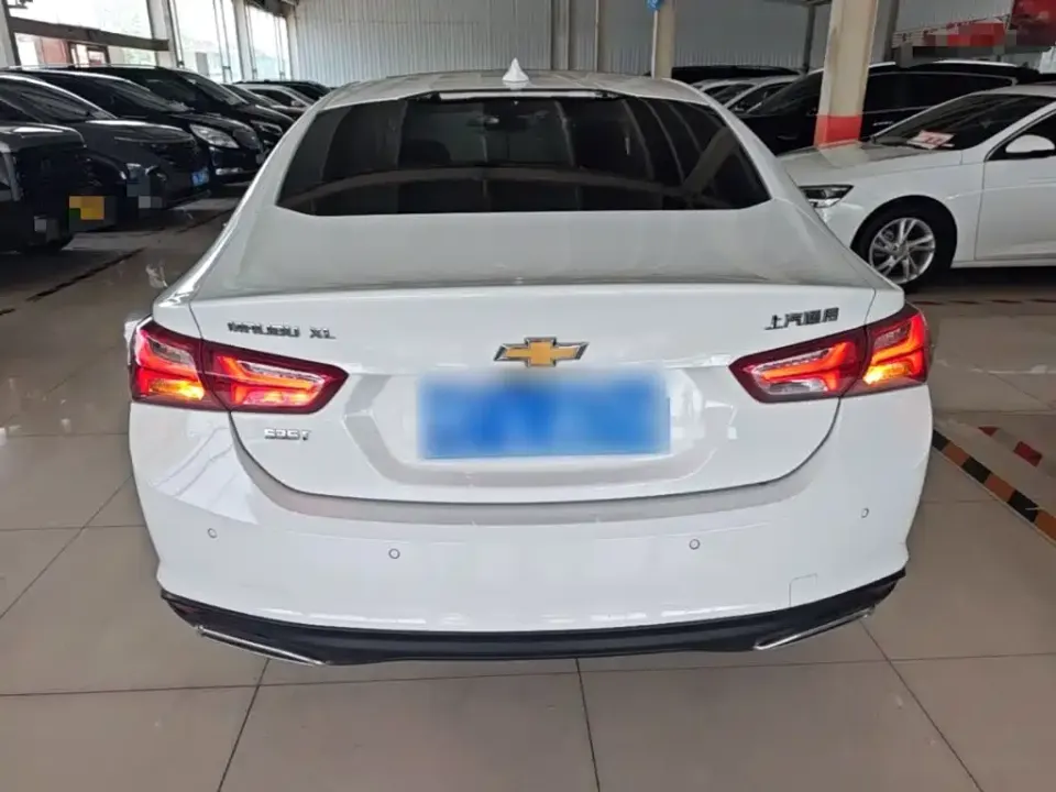Chevrolet Malibu XL