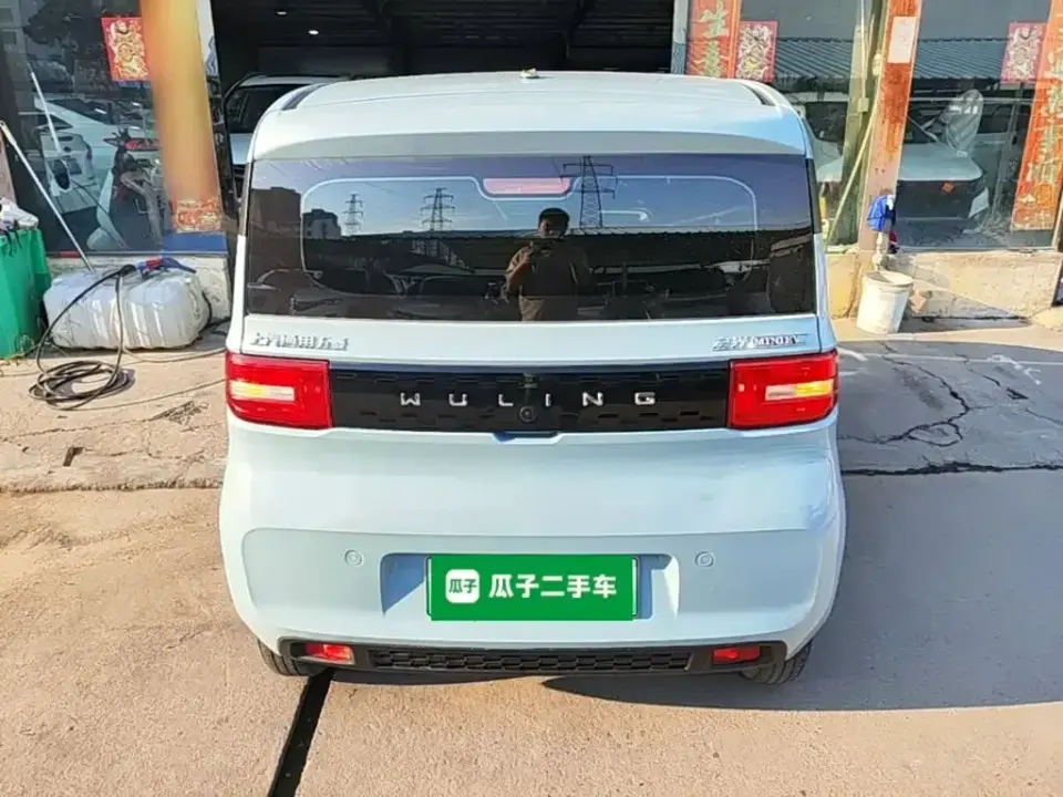 Wuling MINIEV