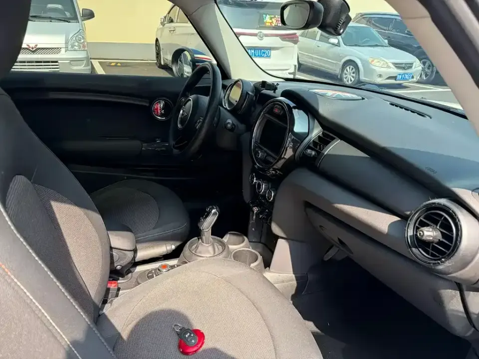 MINI Mini