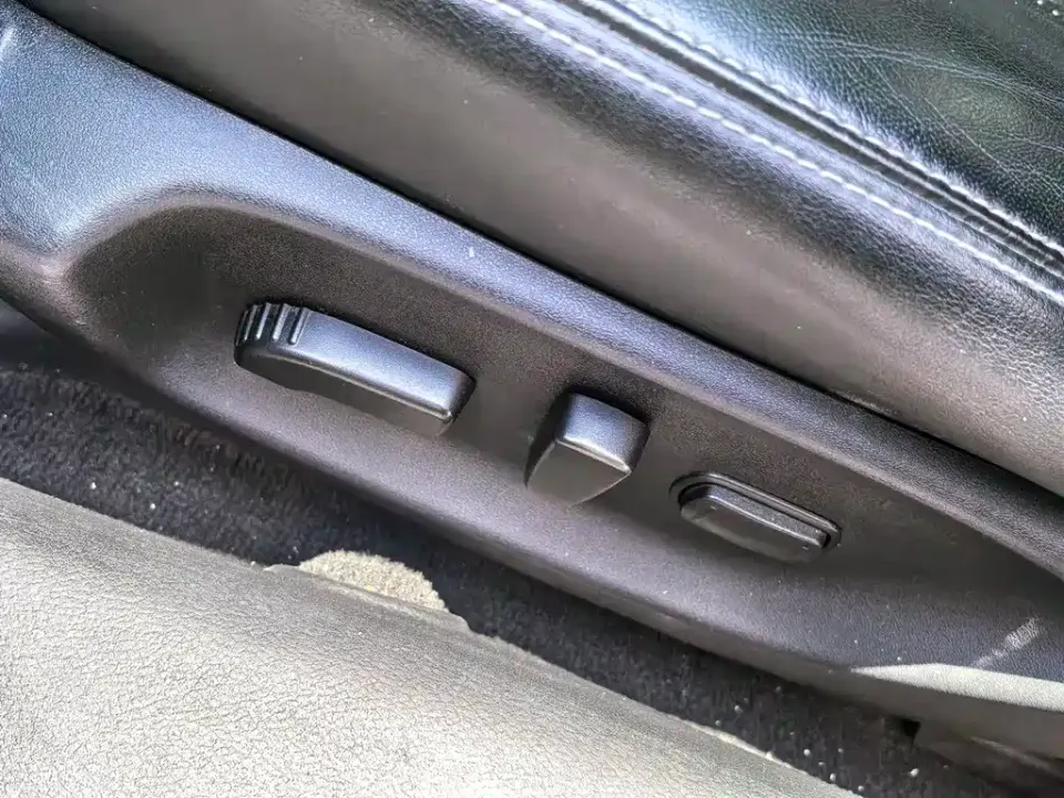 Infiniti Q50L
