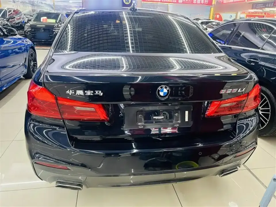 BMW 5-Series