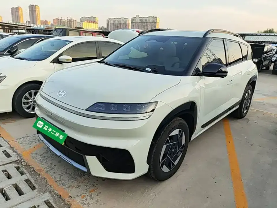 Hyundai EO