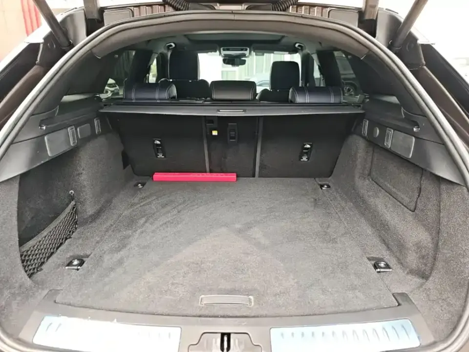 Land Rover Velar