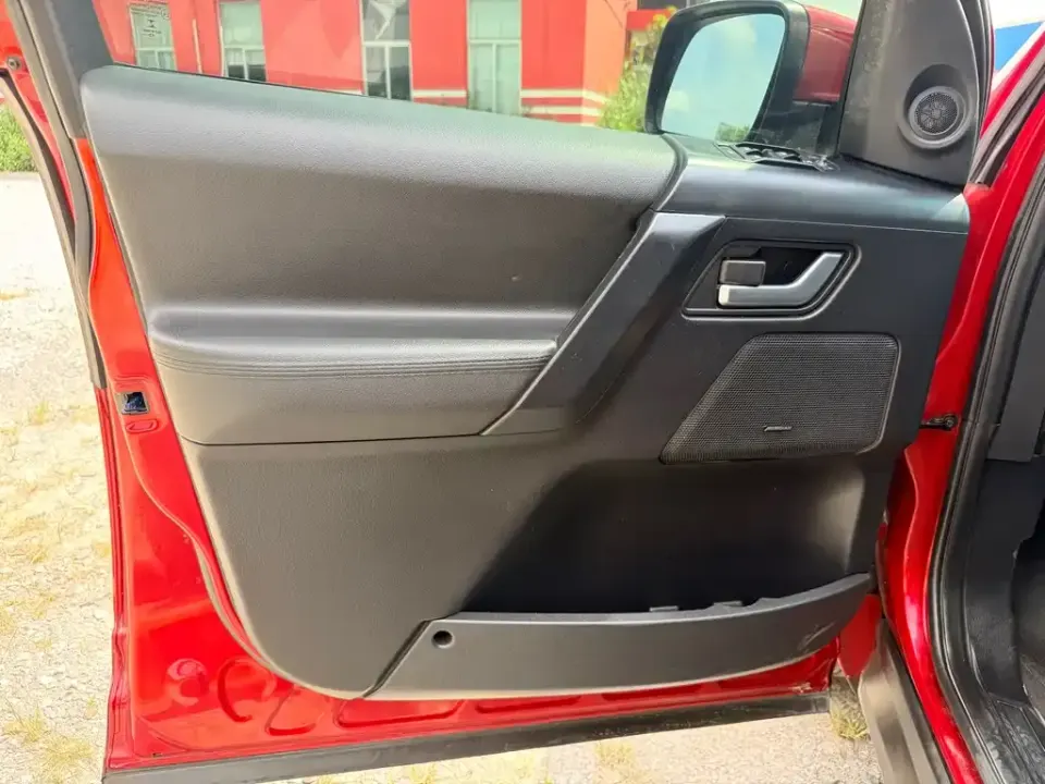 Land Rover Freelander 2