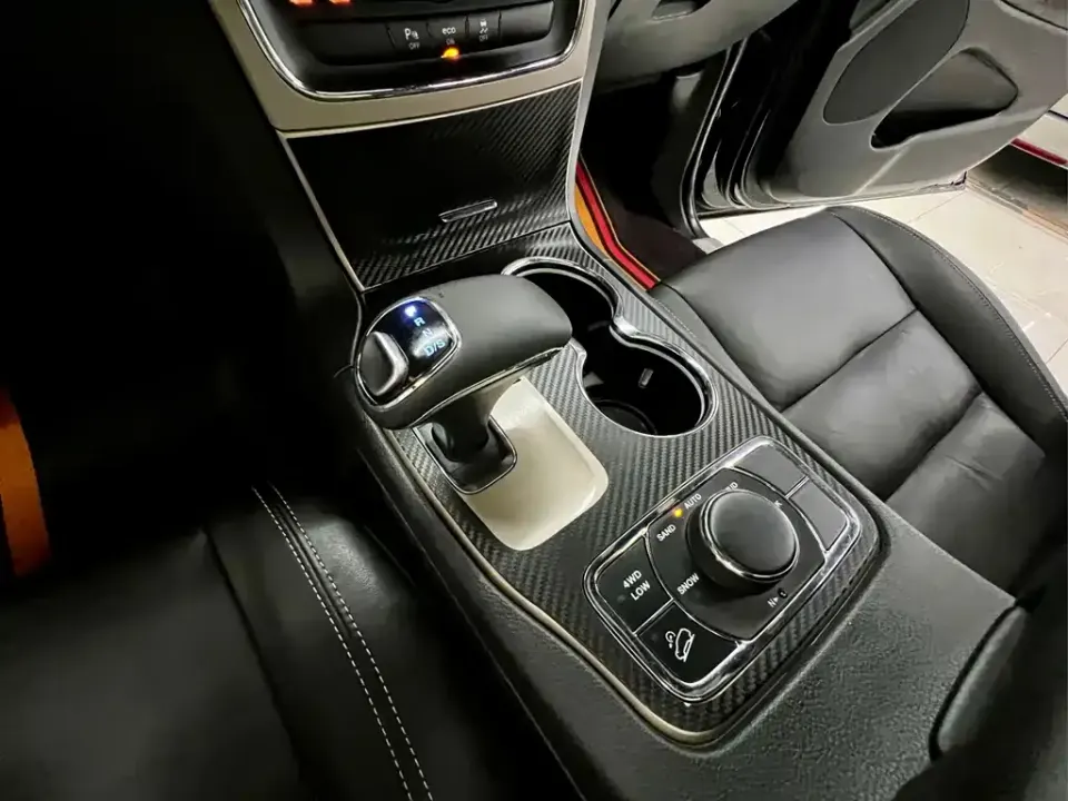 Jeep Grand Cherokee (Import)