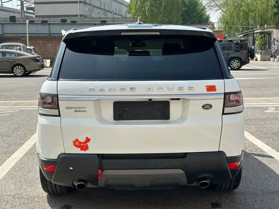 Land Rover Sport