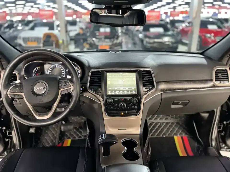Jeep Grand Cherokee (Import)