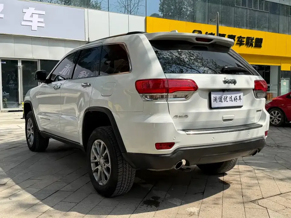 Jeep Grand Cherokee (Import)