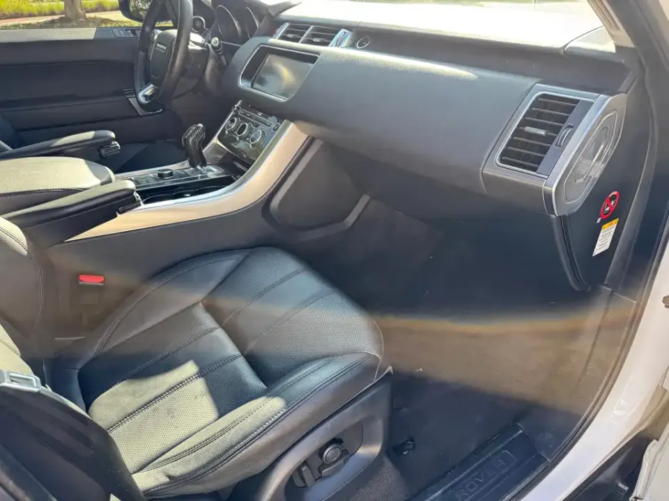 Land Rover Sport
