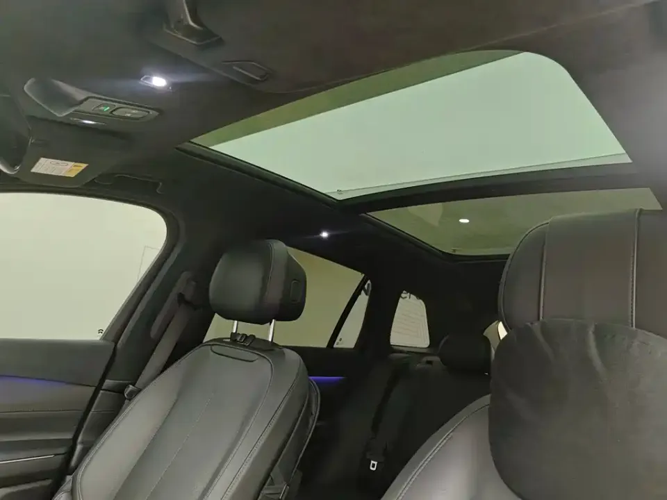 Nio ES7