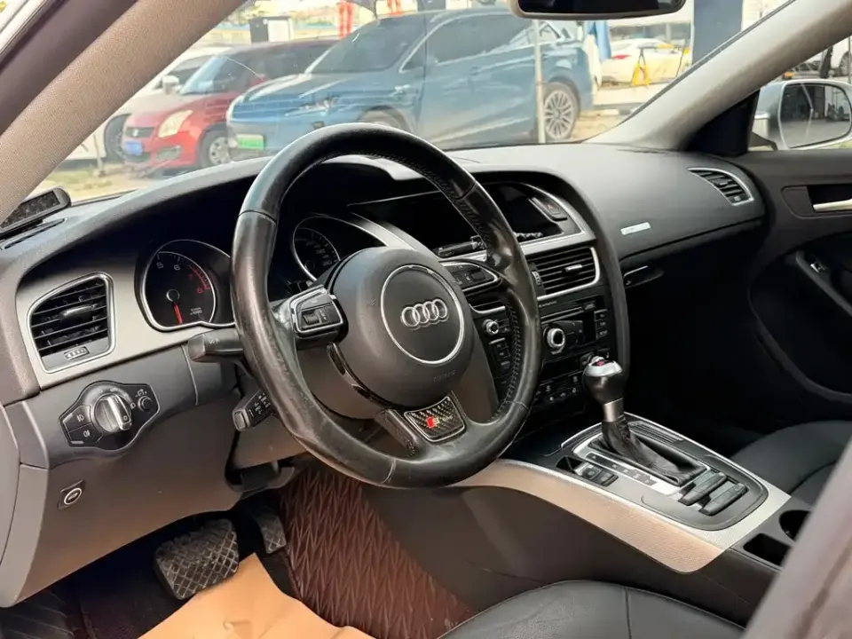 Audi A5 (Import)