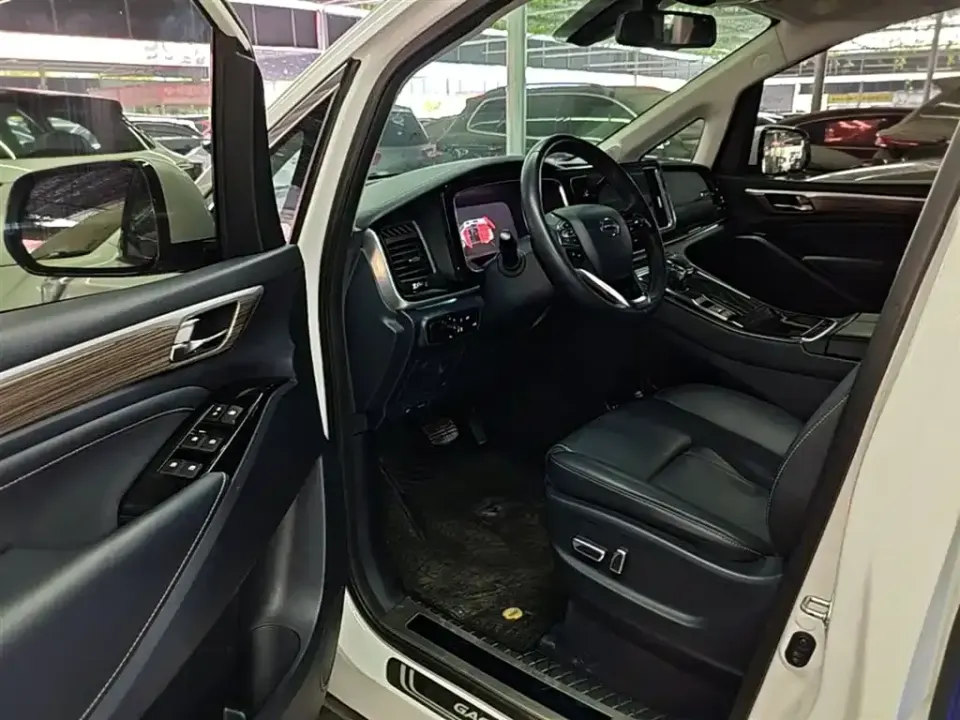 GAC Trumpchi M8