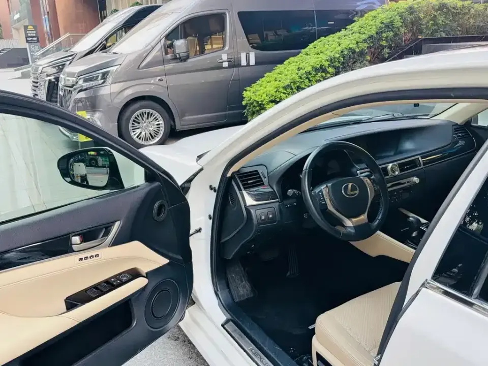 Lexus GS