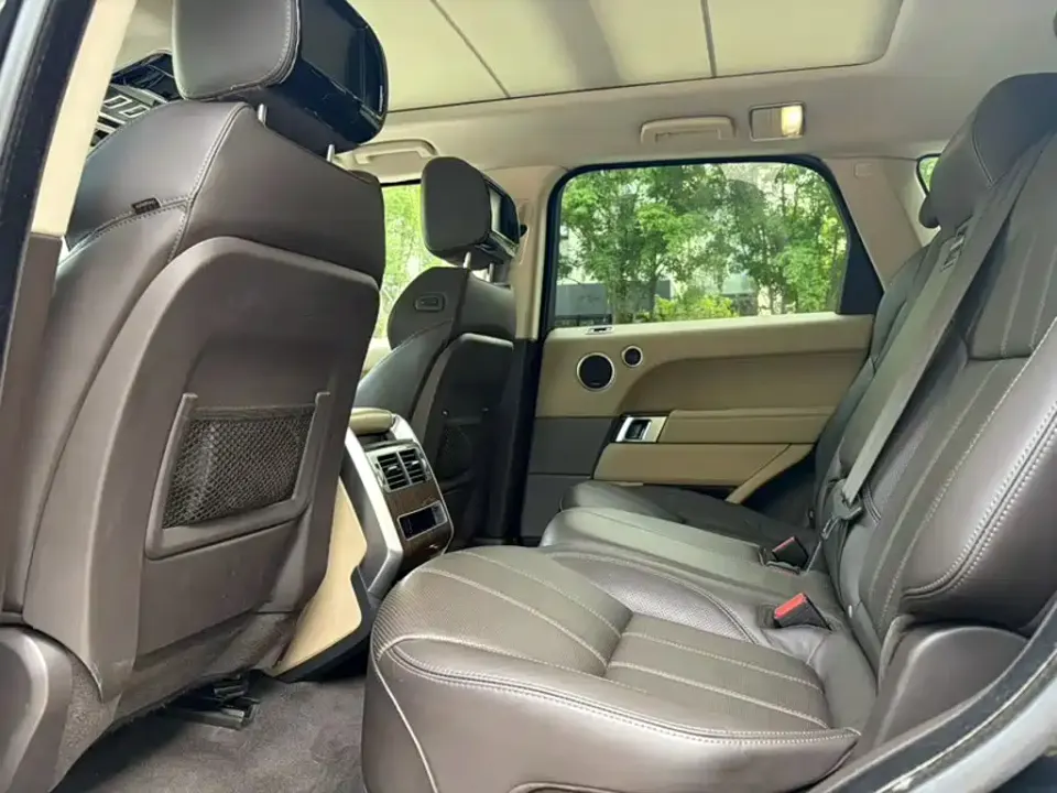 Land Rover Sport