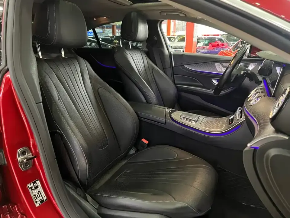 Mercedes-Benz CLS