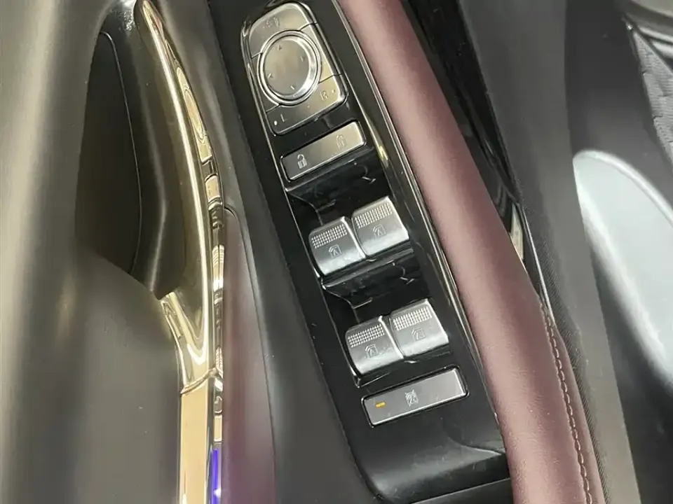 GAC Trumpchi M8