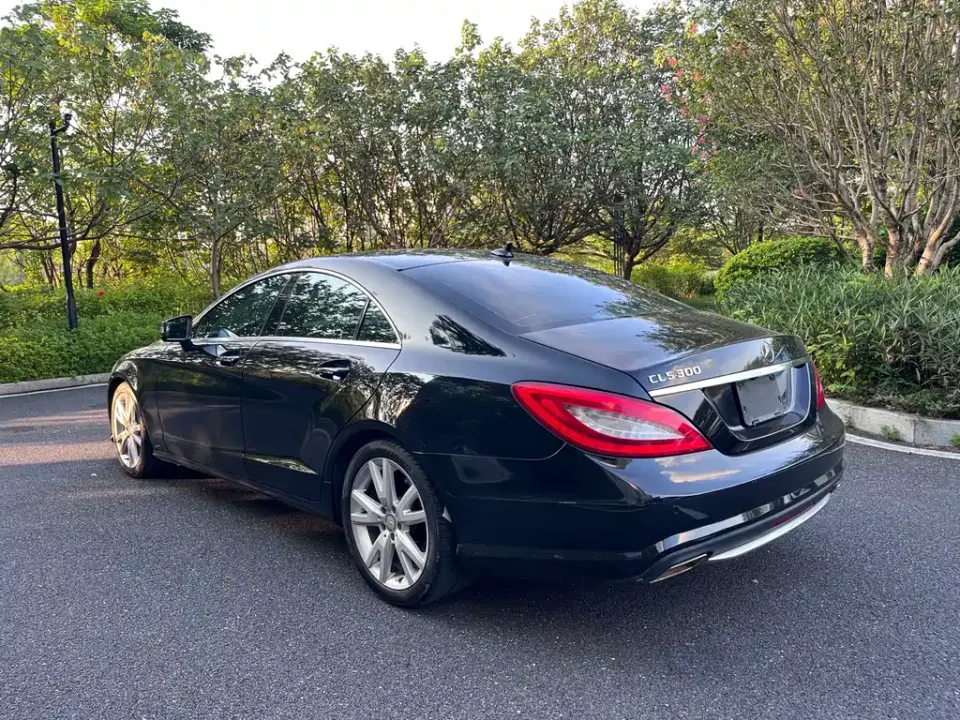 Mercedes-Benz CLS