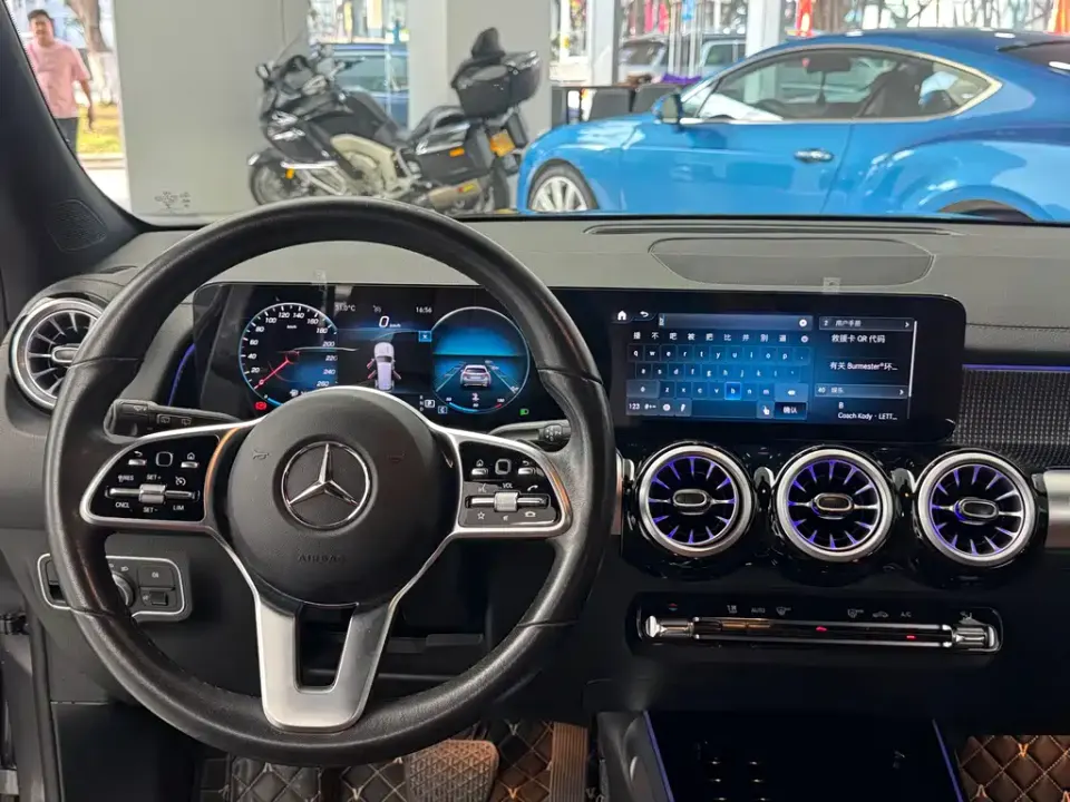 Mercedes-Benz GLB