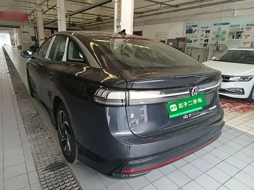 Volkswagen ID.7 VIZZION