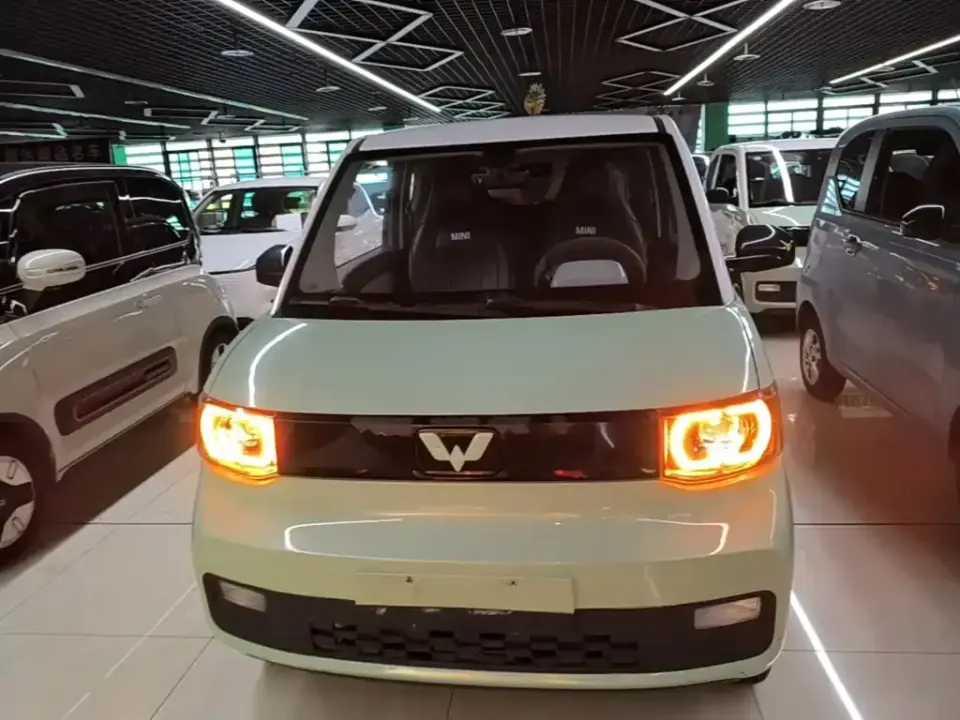 Wuling MINIEV