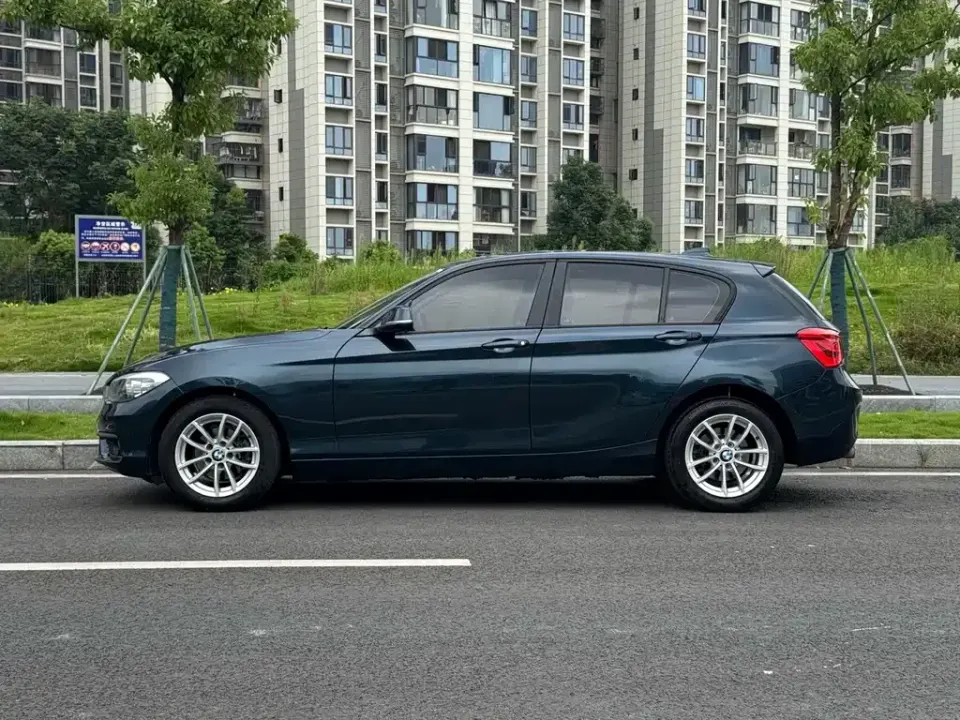 BMW 1 Series (Import)