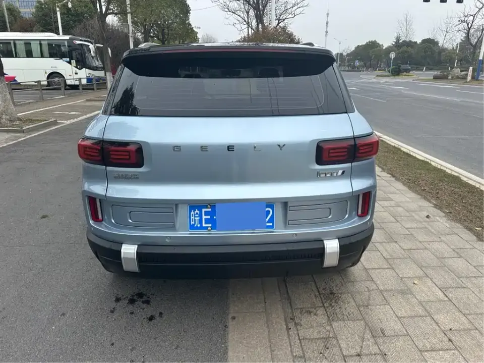 Geely ICON