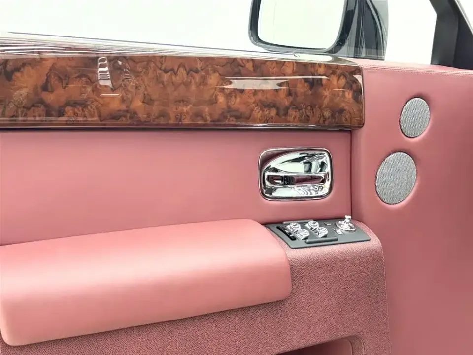 Rolls-Royce Phantom
