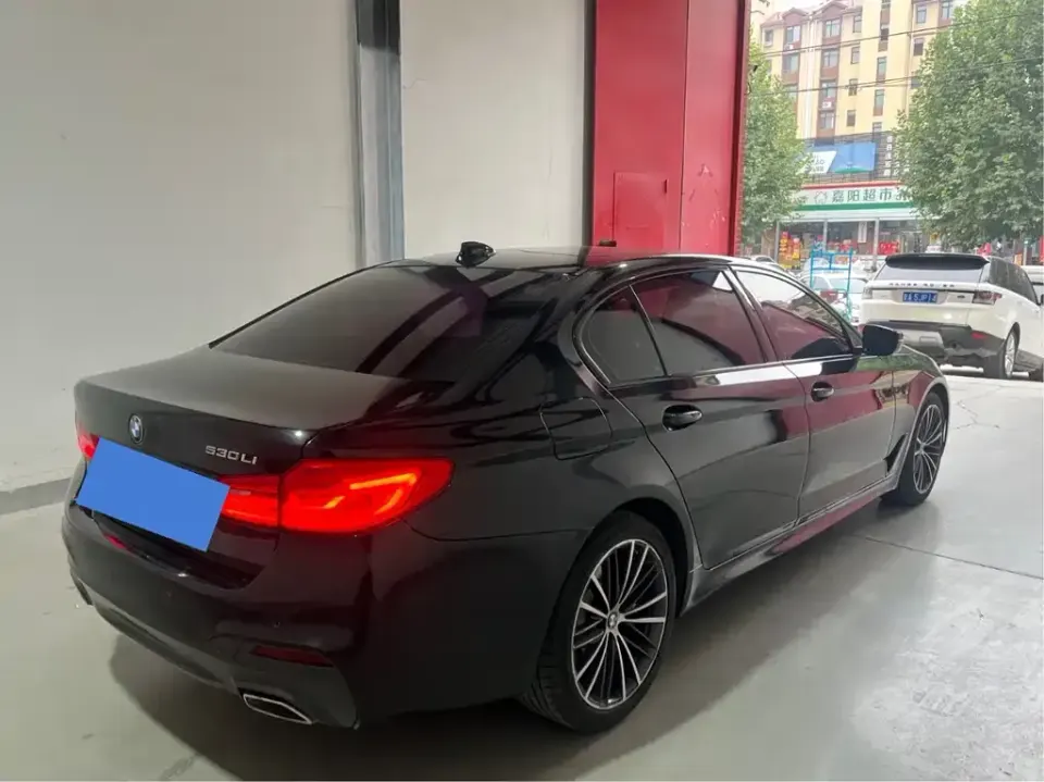 BMW 5-Series