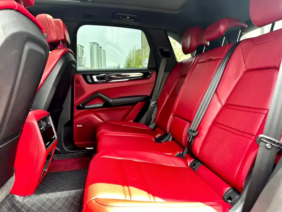 Porsche Cayenne Hybrid