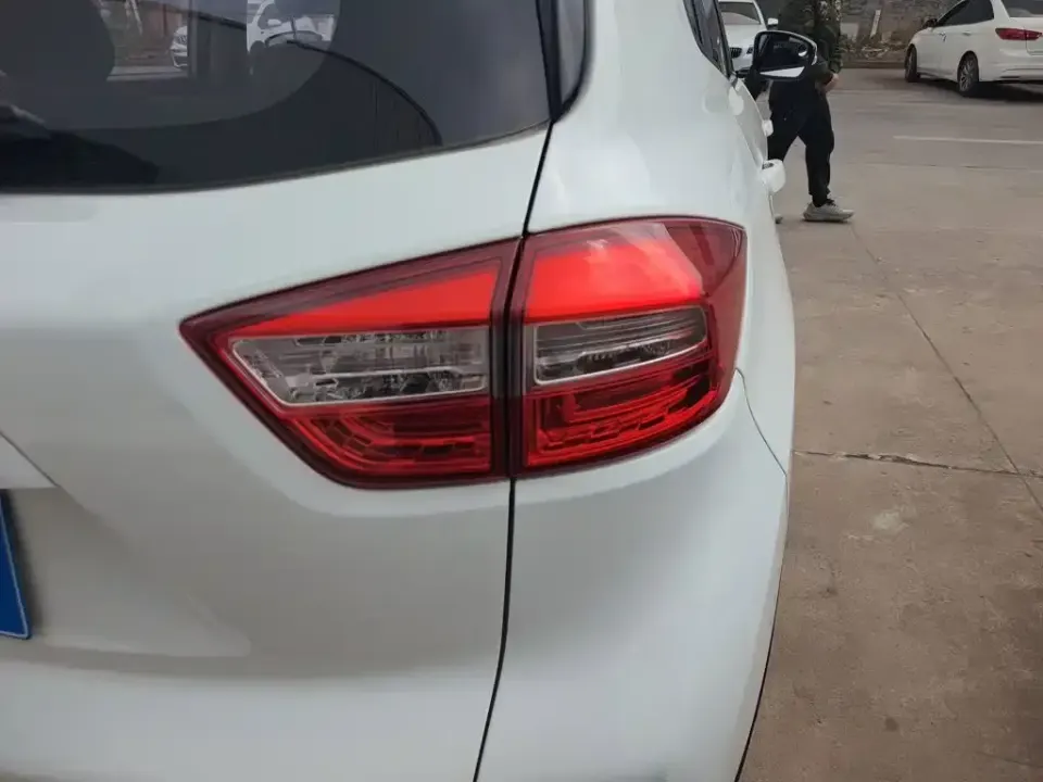Changan CS15