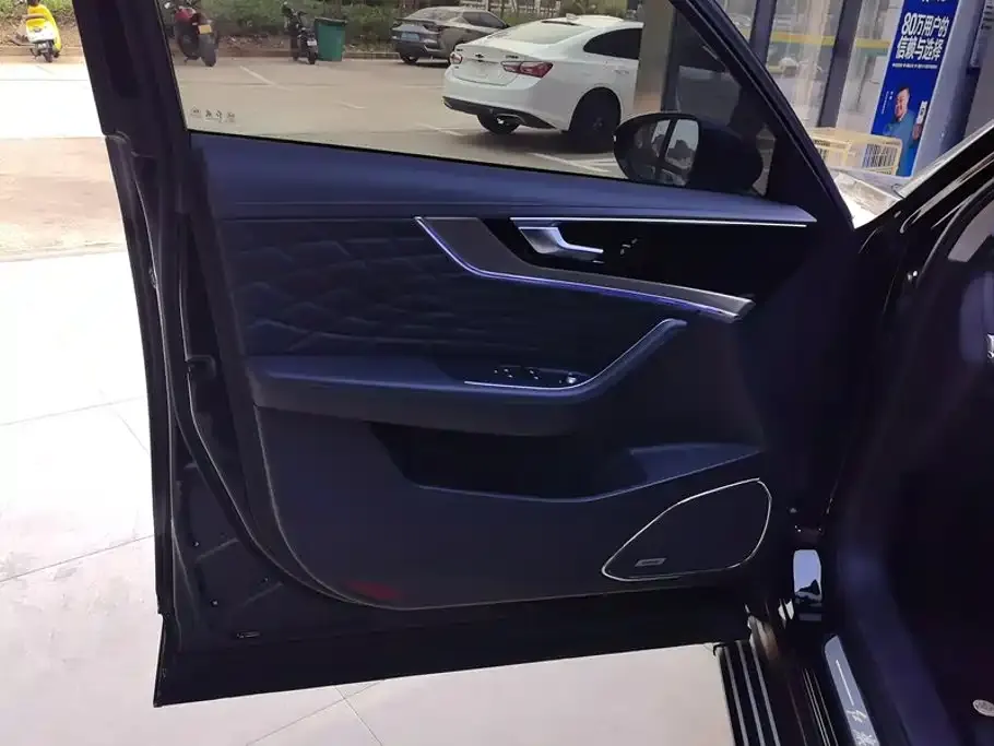 Hongqi Hongqi HS5