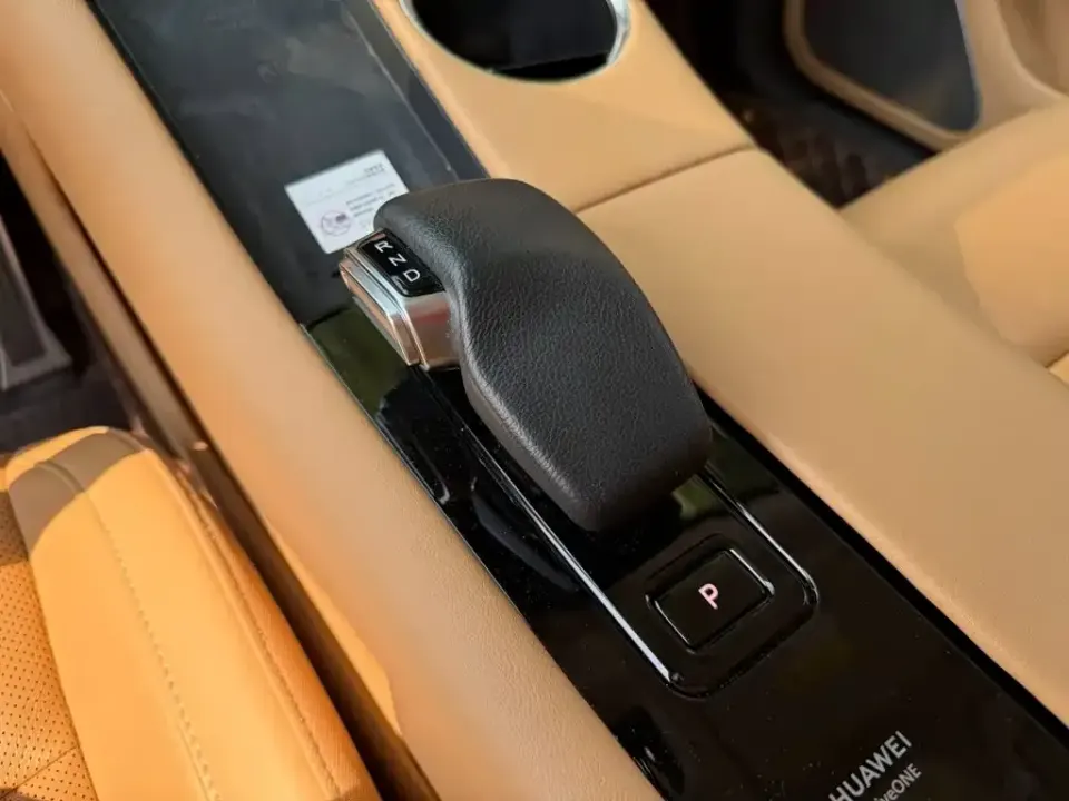 AITO AITO M5