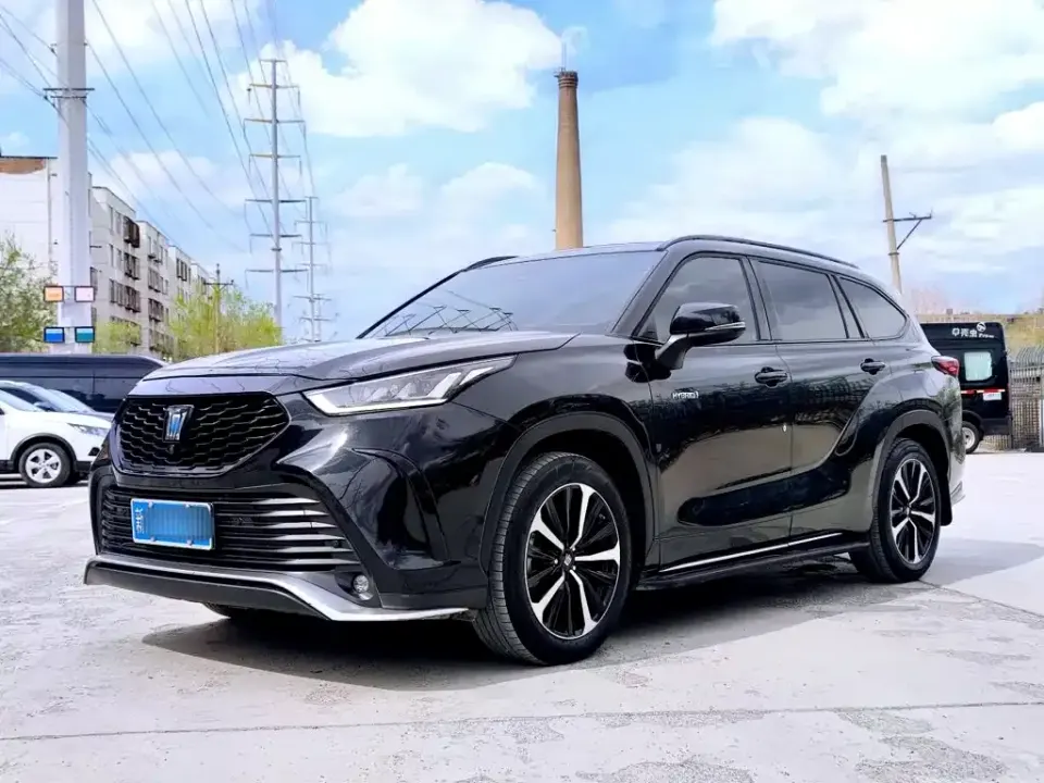 Toyota Crown Kluger