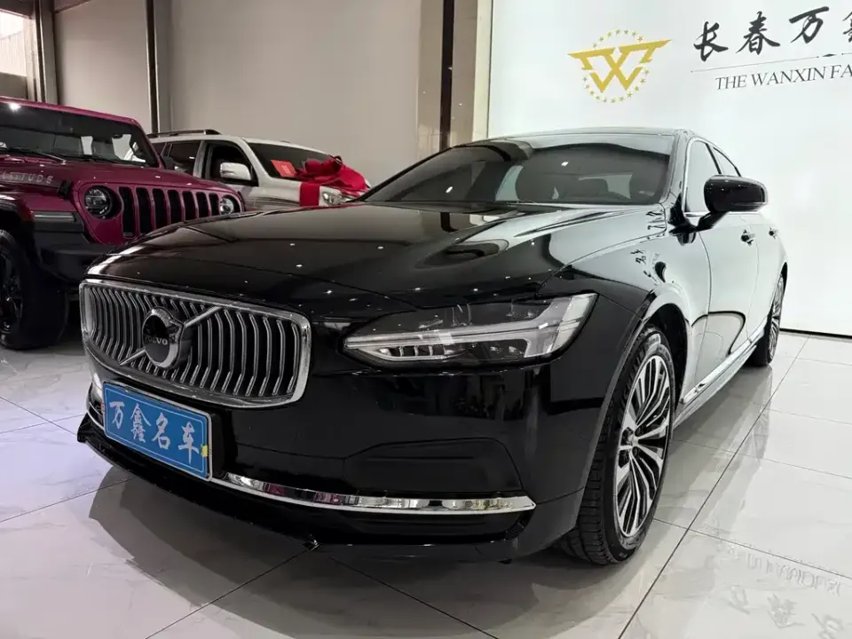 Volvo S90