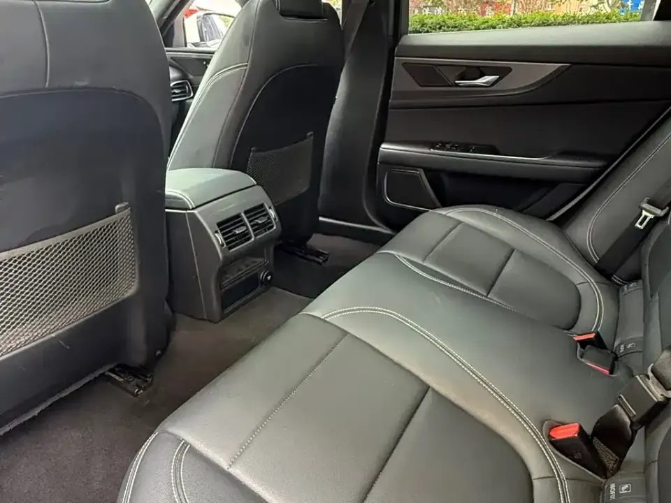 Jaguar XEL
