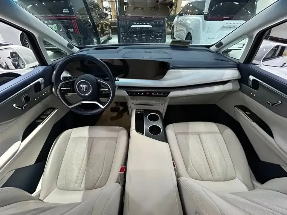 Buick GL8 Hybrid