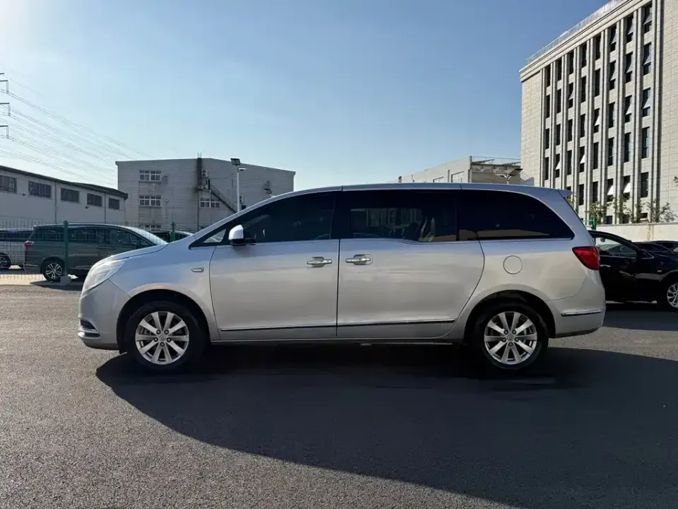 Buick GL8