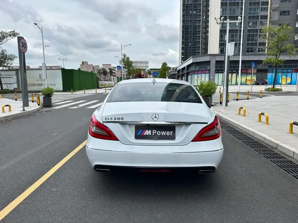 Mercedes-Benz CLS