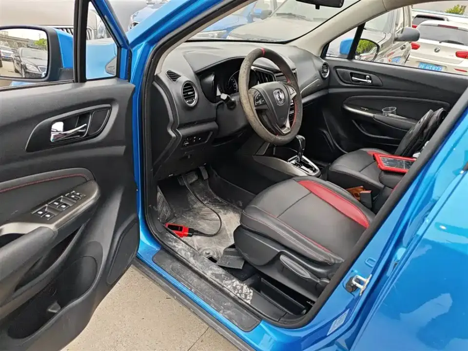 Changan CS15