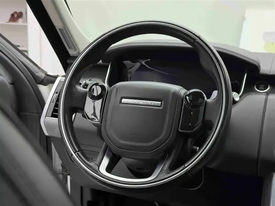 Land Rover Sport
