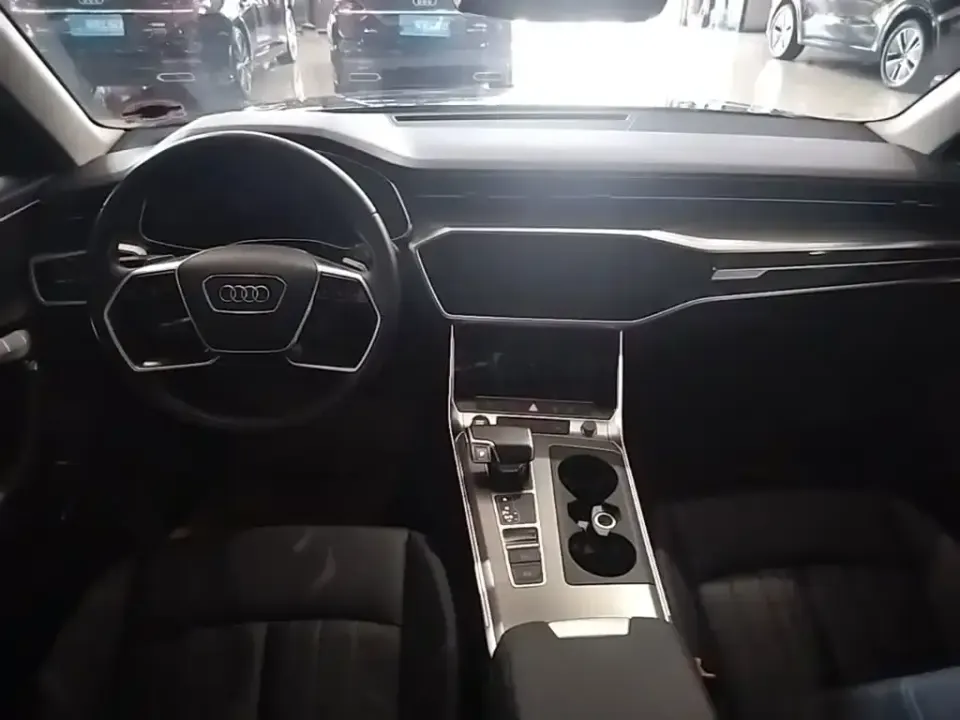Audi A6 (Import)