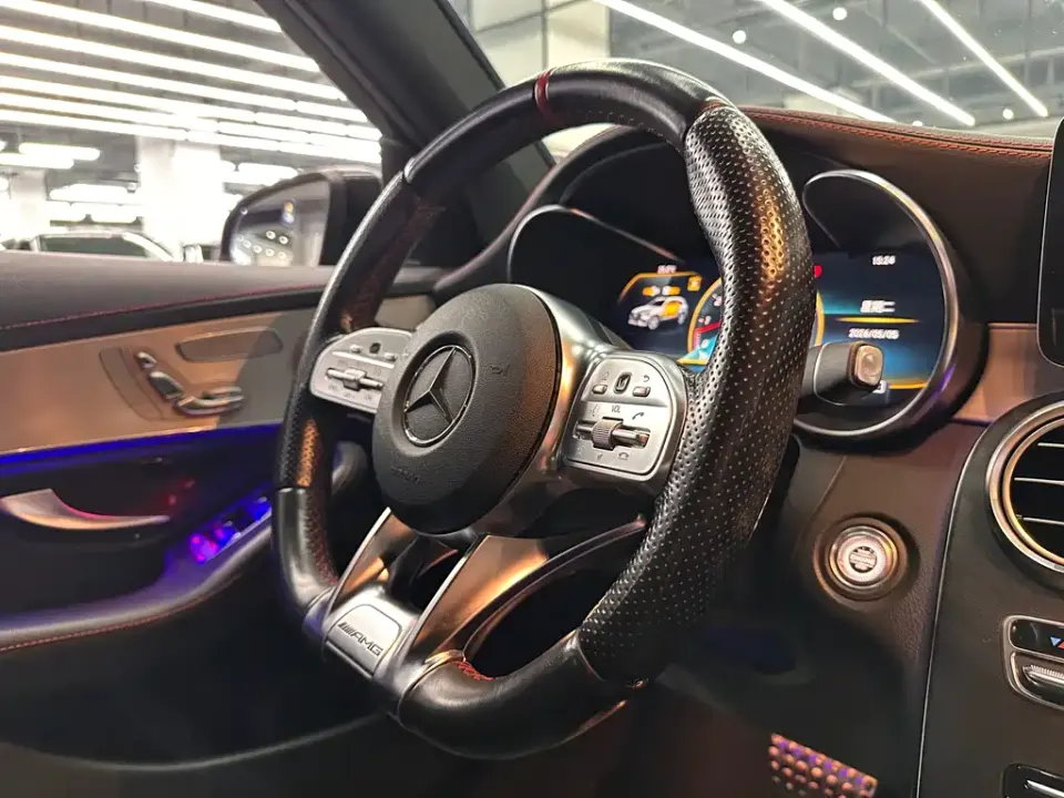 Mercedes-Benz GLC AMG