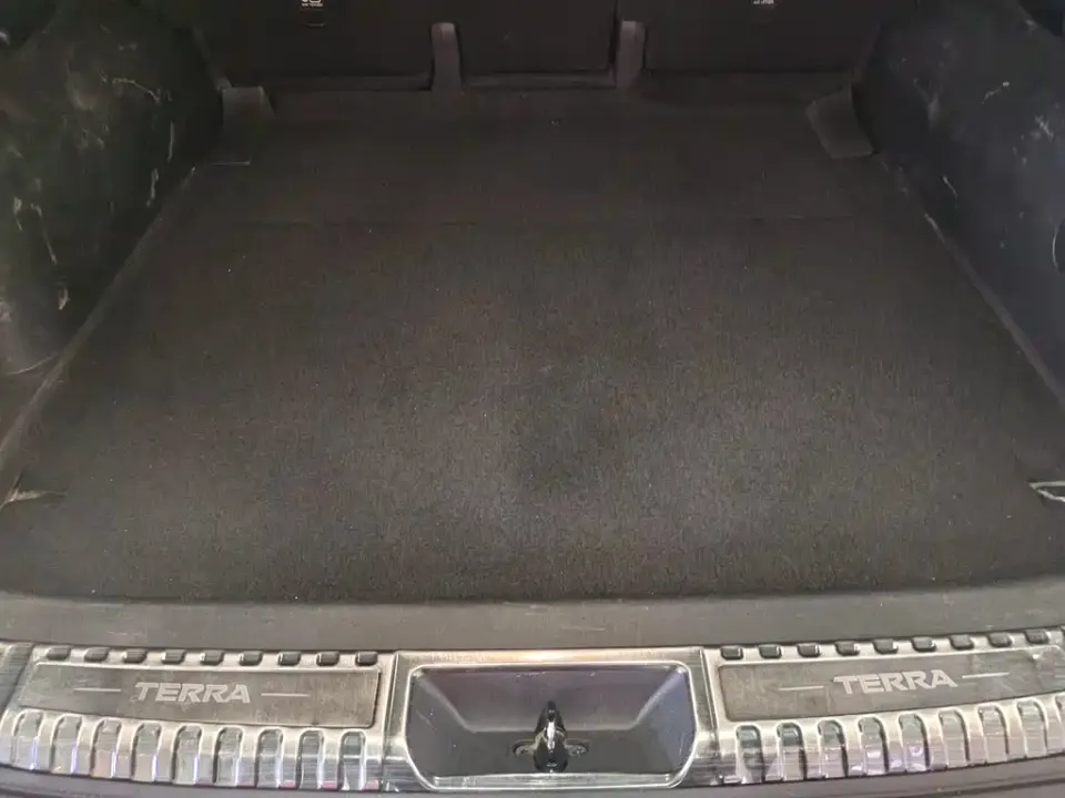 Nissan Terra