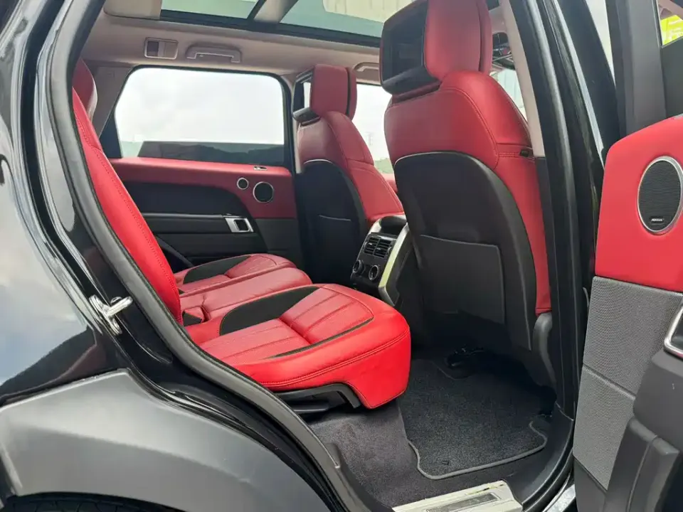 Land Rover Sport