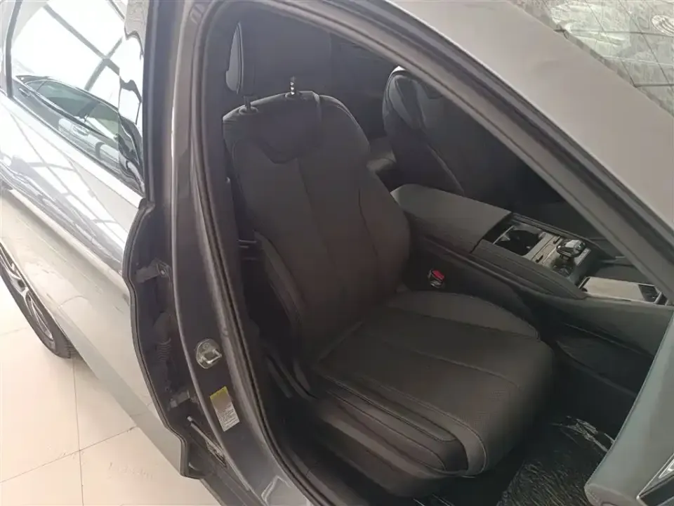 BYD Qin L