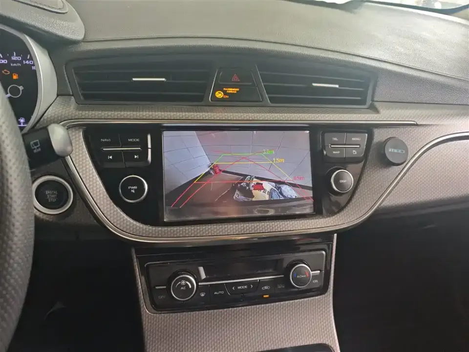 Geely Emgrand GS