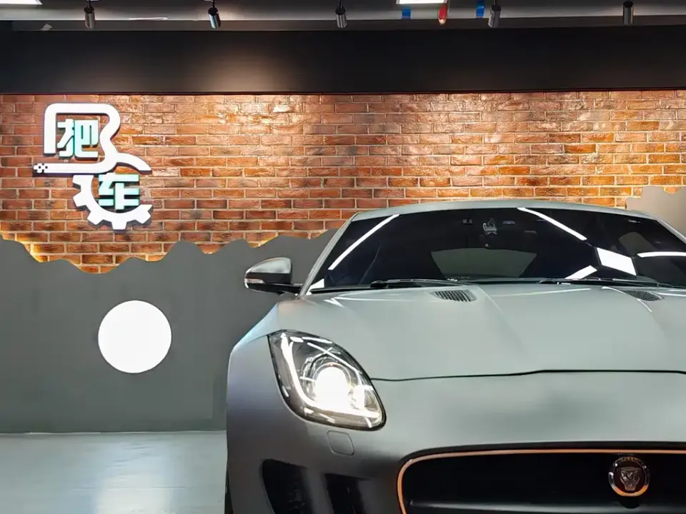 Jaguar F-Type